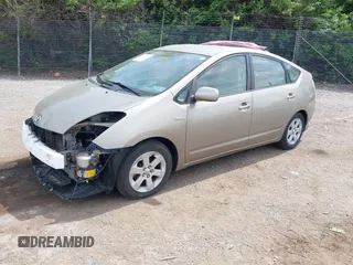 2007 Toyota Prius with VIN JTDKB20U277550383, listed as a IAAI auction lot 42101916 with 186,708 mi miles. Bid and sale history available at carsss.com. Image 2.