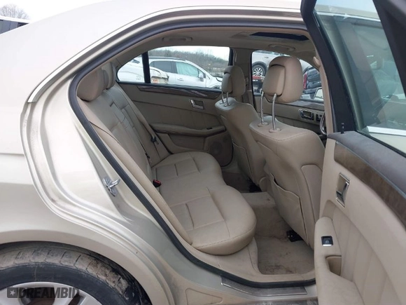 2011 Mercedes-Benz E-Class E 350 Luxury with VIN WDDHF8HB7BA449152, listed as a IAAI auction lot 41757898 with 185,324 mi miles. Bid and sale history available at carsss.com. Image 8.
