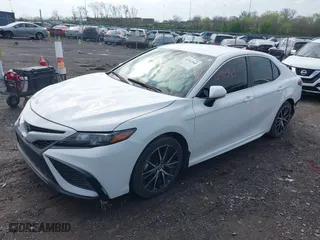 2023 Toyota Camry SE with VIN 4T1G11AK9PU720803, listed as a IAAI auction lot 41922540 with 55,572 mi miles. Bid and sale history available at carsss.com. Image 18.
