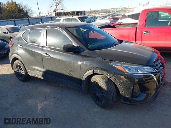 2022 Nissan Kicks S z VIN 3N1CP5BV8NL515288, wystawiony jako IAAI lot #41691806 z przebiegiem 66 626 mil mil oraz . Historia ofert i sprzedaży dostępna na DreamBid. Obrazek 13.