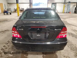 2005 Mercedes-Benz C 320 with VIN WDBRF84J95F612515, listed as a Copart auction lot 52577735 with 195,477 mi miles and Salvage title. Bid and sale history available at DreamBid. Image 6.