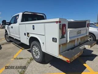 2018 Ford F-250 XL with VIN 1FD7X2B60JEB74688, listed as a IAAI auction lot 42610468 with 225,435 mi miles and . Bid and sale history available at DreamBid. Image 18.