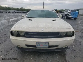 2009 Dodge Challenger SE with VIN 2B3LJ44V79H522576, listed as a Copart auction lot 52038555 with 168,322 mi miles and Clean Title. Bid and sale history available at carsss.com. Image 5.