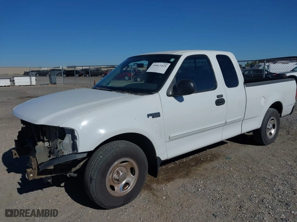 2004 Ford F-150 Heritage XL with VIN 2FTRX17244CA72124, listed as a IAAI auction lot 39967425 with 1 mi miles. Bid and sale history available at carsss.com. Image 17.