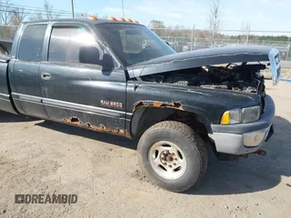 2001 Dodge 2500 z VIN 3B7KF23631G718044, wystawiony jako IAAI lot #41834498 z przebiegiem 154 515 mil mil oraz . Historia ofert i sprzedaży dostępna na DreamBid. Obrazek 14.