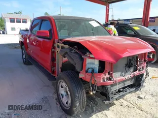 2018 Toyota Tacoma SR z VIN 5TFAX5GN9JX131192, wystawiony jako IAAI lot #41710204 z przebiegiem 98 581 mil mil oraz . Historia ofert i sprzedaży dostępna na DreamBid. Obrazek 1.