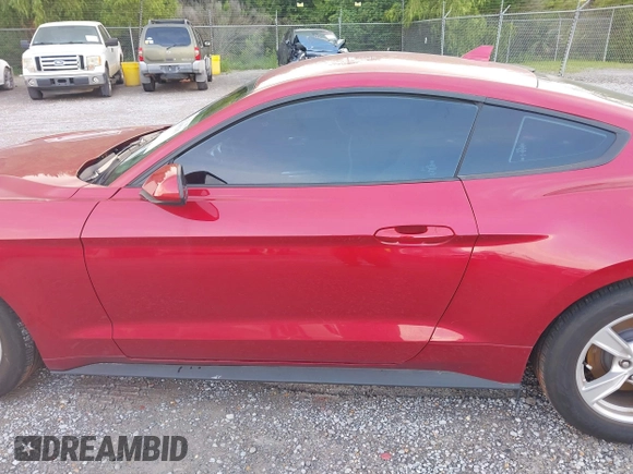 2022 Ford Mustang EcoBoost с VIN 1FA6P8TH0N5114862, выставлен на аукционе IAAI как лот 42266233 с пробегом 20 091 миль миль и . История ставок и продаж доступна на DreamBid. Изображение 15.