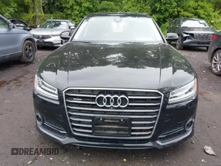 2018 Audi A8 с VIN WAU44AFD1JN000676, выставлен на аукционе IAAI как лот 42387636 с пробегом 76 293 миль миль и . История ставок и продаж доступна на DreamBid. Изображение 12.
