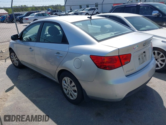 2013 Kia Forte LX with VIN KNAFT4A24D5708816, listed as a IAAI auction lot 41939208 with 179,589 mi miles. Bid and sale history available at carsss.com. Image 3.