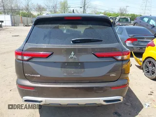 2022 Mitsubishi Outlander SEL z VIN JA4J4VA83NZ073287, wystawiony jako IAAI lot #42059579 z przebiegiem 45 092 mil mil oraz . Historia ofert i sprzedaży dostępna na DreamBid. Obrazek 16.