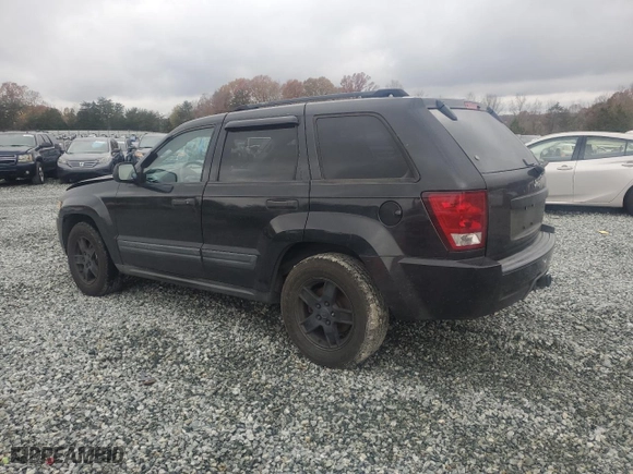 2005 Jeep Grand Cherokee Laredo with VIN 1J4GS48N35C505126, listed as a Copart auction lot 81670794 with 224,096 mi miles and Salvage Title. Bid and sale history available at carsss.com. Image 2.
