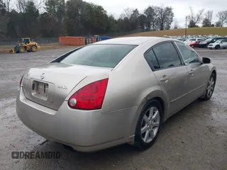 2005 Nissan Maxima 3.5 SL with VIN 1N4BA41E15C861965, listed as a IAAI auction lot 41739369 with 243,187 mi miles. Bid and sale history available at carsss.com. Image 4.