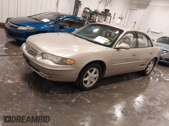 2001 Buick Regal LS with VIN 2G4WB55K111242602, listed as a IAAI auction lot 41916164 with 1 mi miles. Bid and sale history available at carsss.com. Image 20.