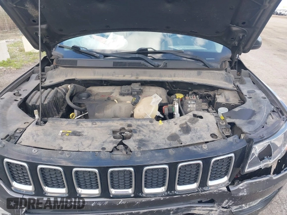 2018 Jeep Compass Sport z VIN 3C4NJCAB0JT267454, wystawiony jako IAAI lot #42266843 z przebiegiem 116 775 mil mil oraz . Historia ofert i sprzedaży dostępna na DreamBid. Obrazek 10.