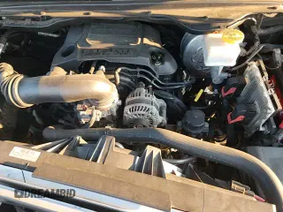 2019 Ram 1500 Big Horn z VIN 1C6SRFBT5KN824792, wystawiony jako Copart lot #71547925 z przebiegiem 84 502 mil mil oraz Szkoda całkowita • Salvage title. Historia ofert i sprzedaży dostępna na DreamBid. Obrazek 13.