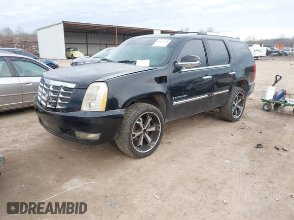 2009 Cadillac Escalade z VIN 1GYFK13269R147563, wystawiony jako IAAI lot #41462689 z przebiegiem 210 095 mil mil oraz . Historia ofert i sprzedaży dostępna na DreamBid. Obrazek 2.