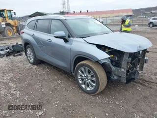 2021 Toyota Highlander Limited z VIN 5TDDZRBH2MS108413, wystawiony jako IAAI lot #41893644 z przebiegiem 72 515 mil mil oraz . Historia ofert i sprzedaży dostępna na DreamBid. Obrazek 1.