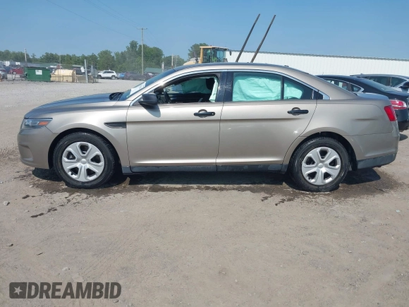 2015 Ford Police Interceptor с VIN 1FAHP2MK5FG149435, выставлен на аукционе IAAI как лот 42391863 с пробегом 115 224 миль миль и . История ставок и продаж доступна на DreamBid. Изображение 14.