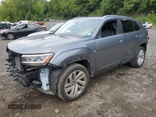 2020 Volkswagen Atlas SE with VIN 1V26C2CA5LC203646, listed as a Copart auction lot 67553034 with 50,582 mi miles and Salvage title. Bid and sale history available at DreamBid. Image 1.