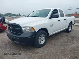 2023 Ram 1500 Tradesman z VIN 1C6RR6FG9PS527089, wystawiony jako IAAI lot #42261047 z przebiegiem 20 684 mil mil oraz . Historia ofert i sprzedaży dostępna na DreamBid. Obrazek 18.