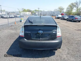 2011 Toyota Prius I with VIN JTDKN3DU8B1433698, listed as a IAAI auction lot 42124404 with 223,576 mi miles. Bid and sale history available at carsss.com. Image 16.