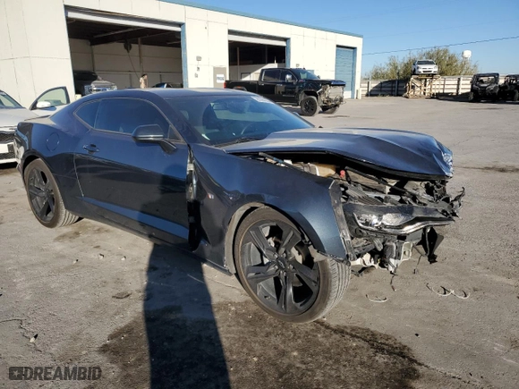 2021 Chevrolet Camaro 1LT with VIN 1G1FB1RS3M0140024, listed as a Copart auction lot 81964354 with 18,389 mi miles and Salvage Title. Bid and sale history available at carsss.com. Image 4.