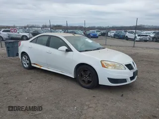 2010 Pontiac G6 w/1SB with VIN 1G2ZA5E0XA4135933, listed as a IAAI auction lot 41889944 with 162,932 mi miles. Bid and sale history available at carsss.com. Image 1.