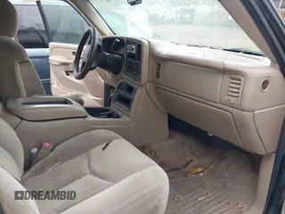2003 Chevrolet Silverado 1500 LT with VIN 2GCEK19T331174124, listed as a IAAI auction lot 42219188 with 252,383 mi miles and . Bid and sale history available at DreamBid. Image 5.
