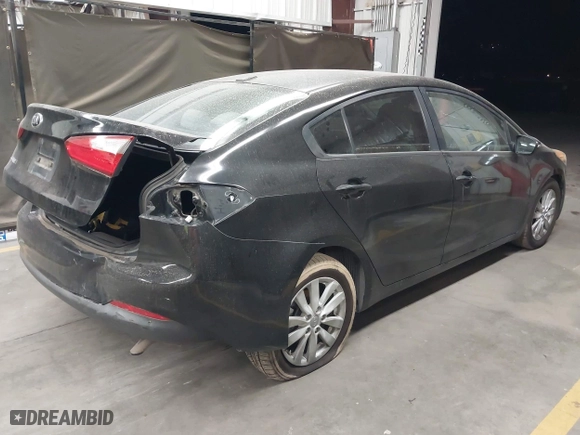 2015 Kia Forte LX with VIN KNAFX4A61F5383407, listed as a IAAI auction lot 41982875 with 226,498 mi miles. Bid and sale history available at carsss.com. Image 4.