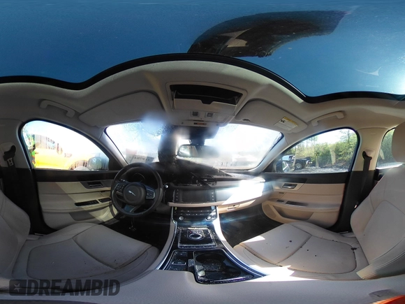 2018 Jaguar XF 25t Premium with VIN SAJBD4FX7JCY57670, listed as a IAAI auction lot 41978474 with 44,136 mi miles and . Bid and sale history available at DreamBid. Image 18.