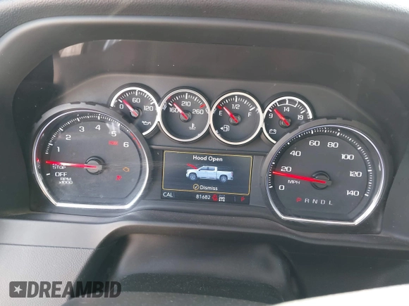 2021 Chevrolet Silverado 1500 LT with VIN 1GCUYDED9MZ178701, listed as a IAAI auction lot 41085034 with 81,682 mi miles. Bid and sale history available at carsss.com. Image 7.