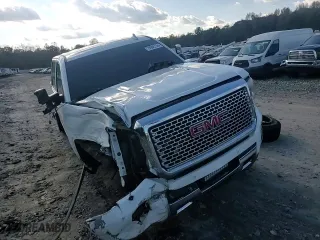 2015 GMC Sierra 2500HD available WiFi Denali with VIN 1GT120E87FF569155, listed as a Copart auction lot 79906154 with 221,026 mi miles and Salvage Title. Bid and sale history available at carsss.com. Image 11.