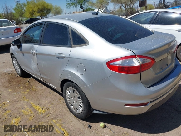 2015 Ford Fiesta S с VIN 3FADP4AJXFM190851, выставлен на аукционе IAAI как лот 42139415 с пробегом 112 733 миль миль и . История ставок и продаж доступна на DreamBid. Изображение 3.