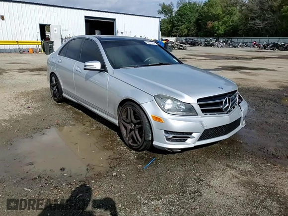 2014 Mercedes-Benz C 250 Sport with VIN WDDGF4HB2EA967498, listed as a Copart auction lot 80678684 with 149,980 mi miles and Salvage title. Bid and sale history available at DreamBid. Image 14.