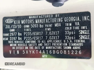 2011 Kia Sorento LX with VIN 5XYKT4A16BG081226, listed as a IAAI auction lot 41950053 with 246,359 mi miles. Bid and sale history available at carsss.com. Image 9.