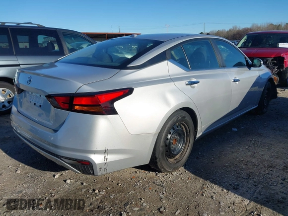 2020 Nissan Altima 2.5 S with VIN 1N4BL4BVXLC134054, listed as a IAAI auction lot 41812084 with 126,059 mi miles. Bid and sale history available at carsss.com. Image 4.
