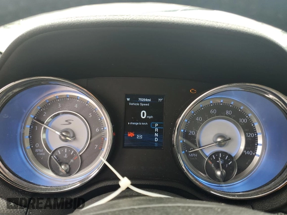 2014 Chrysler 300 S z VIN 2C3CCABG1EH336848, wystawiony jako Copart lot #50822875 z przebiegiem 75 204 mil mil oraz Szkoda całkowita • Salvage title. Historia ofert i sprzedaży dostępna na DreamBid. Obrazek 9.