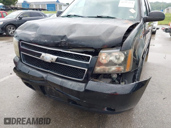 2007 Chevrolet Suburban LTZ with VIN 1GNFK16367J196596, listed as a IAAI auction lot 42392224 with 100,774 mi miles and . Bid and sale history available at DreamBid. Image 6.