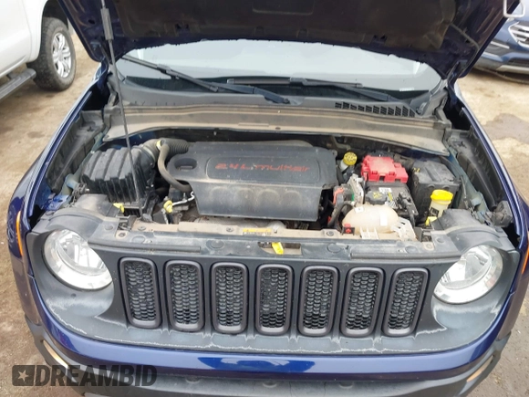 2018 Jeep Renegade Trailhawk with VIN ZACCJBCB6JPH00636, listed as a IAAI auction lot 41490206 with 111,373 mi miles. Bid and sale history available at carsss.com. Image 10.