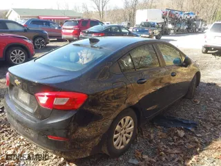 2016 Chevrolet Cruze LS with VIN 1G1BC5SM0G7260826, listed as a IAAI auction lot 41854066 with 124,126 mi miles. Bid and sale history available at carsss.com. Image 4.