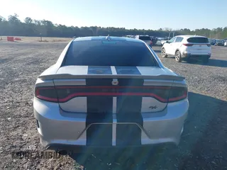 2020 Dodge Charger R/T with VIN 2C3CDXCT6LH106652, listed as a IAAI auction lot 41595647 with 97,758 mi miles and . Bid and sale history available at carsss.com. Image 16.