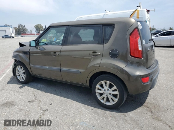 2013 Kia Soul + z VIN KNDJT2A62D7532020, wystawiony jako Copart lot #55184065 z przebiegiem 177 074 mil mil oraz Szkoda całkowita • Salvage title. Historia ofert i sprzedaży dostępna na DreamBid. Obrazek 2.