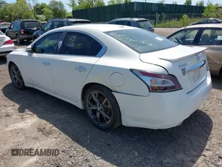 2013 Nissan Maxima S с VIN 1N4AA5AP5DC806520, выставлен на аукционе IAAI как лот 42250289 с пробегом Не указан миль и . История ставок и продаж доступна на DreamBid. Изображение 3.