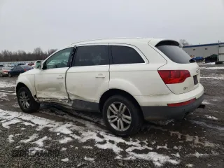 2009 Audi Q7 with VIN WA1AY74L89D030650, listed as a Copart auction lot 44715015 with 175,533 mi miles and Salvage Title. Bid and sale history available at carsss.com. Image 2.