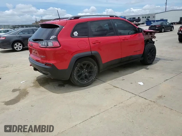 2019 Jeep Cherokee Trailhawk z VIN 1C4PJMBX8KD315136, wystawiony jako Copart lot #60614805 z przebiegiem 102 936 mil mil oraz Czysty tytuł • Clean title. Historia ofert i sprzedaży dostępna na DreamBid. Obrazek 15.
