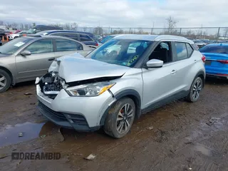 2018 Nissan Kicks S with VIN 3N1CP5CU6JL536379, listed as a IAAI auction lot 41523736 with 110,621 mi miles. Bid and sale history available at carsss.com. Image 16.