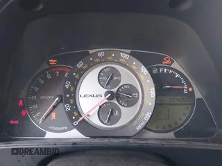2004 Lexus IS 300/350 z VIN JTHBD192740085284, wystawiony jako IAAI lot #42322144 z przebiegiem 394 260 mil mil oraz . Historia ofert i sprzedaży dostępna na DreamBid. Obrazek 7.