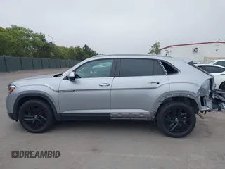 2021 Volkswagen Atlas SE с VIN 1V2WC2CA5MC236132, выставлен на аукционе IAAI как лот 42391621 с пробегом 55 145 миль миль и . История ставок и продаж доступна на DreamBid. Изображение 15.