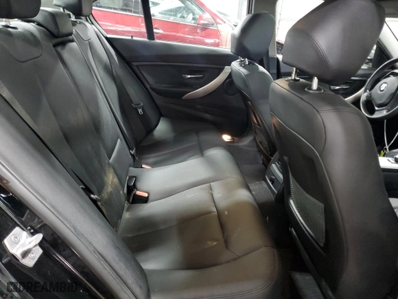 2018 BMW 3 Series 320i xDrive with VIN WBA8A3C59JA357713, listed as a Copart auction lot 42539945 with 0 mi miles and Salvage Title. Bid and sale history available at carsss.com. Image 11.