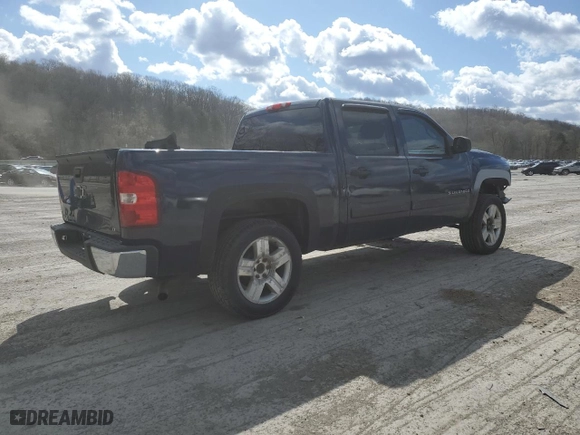 2007 Chevrolet Silverado 1500 LT w/1LT with VIN 3GCEK13M97G553255, listed as a Copart auction lot 52851025 with 159,552 mi miles and Salvage Title. Bid and sale history available at carsss.com. Image 3.